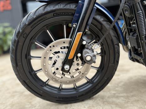 HARLEY DAVIDSON Sportster XL 883 IRON, Foto 4