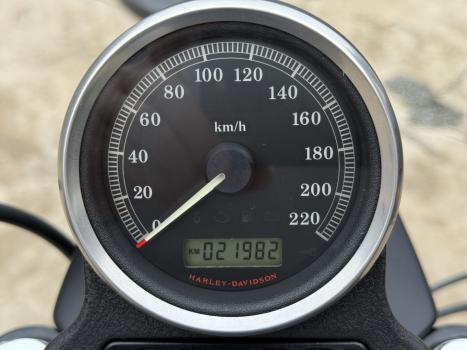 HARLEY DAVIDSON Sportster XL 883 IRON, Foto 13