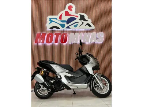 HONDA ADV 150 , Foto 3