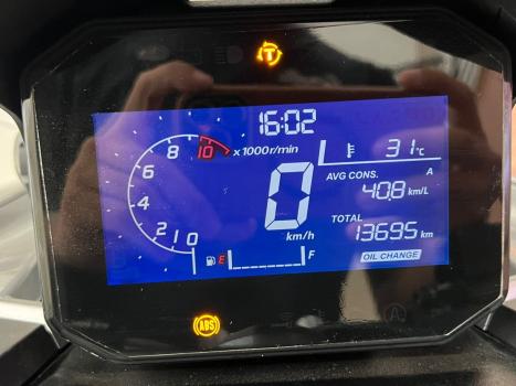 HONDA ADV 150 , Foto 5