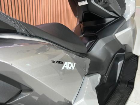 HONDA ADV 150 , Foto 6