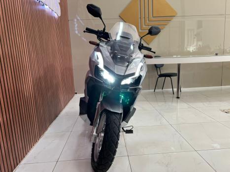 HONDA ADV 150 , Foto 10
