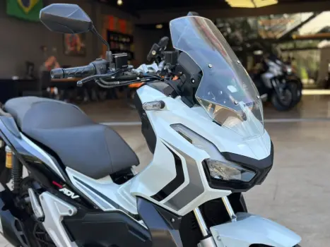 HONDA ADV 150 ABS, Foto 4