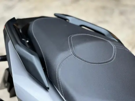 HONDA ADV 160 , Foto 8