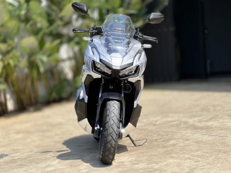 HONDA ADV 160 , Foto 3