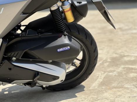 HONDA ADV 160 , Foto 9