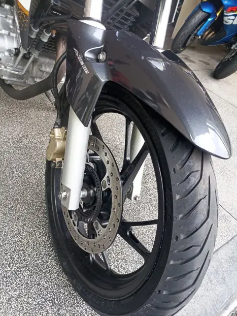 HONDA Biz 100 ES, Foto 11