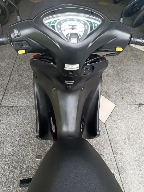 HONDA Biz 100 ES, Foto 6