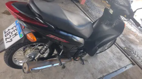 HONDA Biz 100 ES, Foto 4