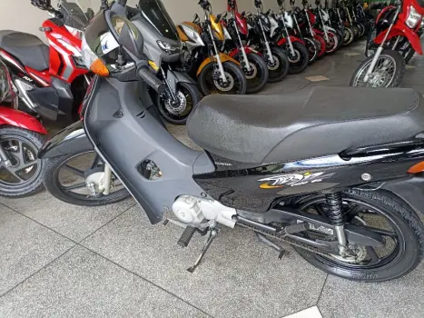 HONDA Biz 100 ES, Foto 2