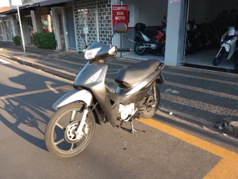 HONDA Biz 125 +, Foto 3