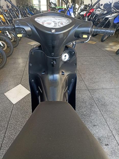 HONDA Biz 125 ES, Foto 6