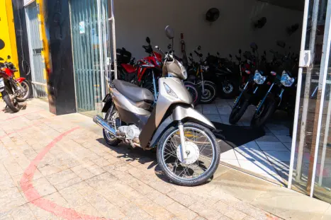 HONDA Biz 125 ES, Foto 1