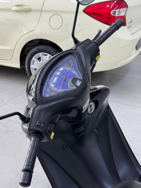 HONDA Biz 125 ES, Foto 3