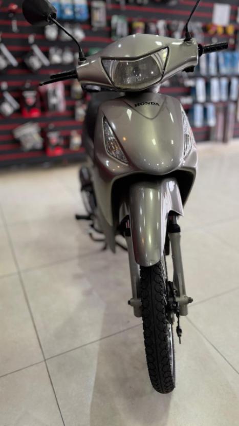 HONDA Biz 125 ES, Foto 4
