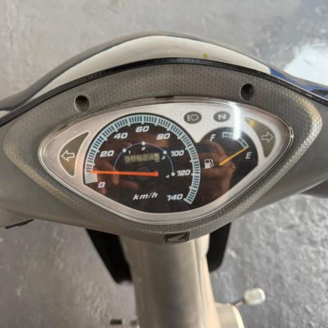HONDA Biz 125 ES, Foto 3