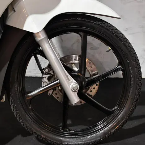 HONDA Biz 125 EX, Foto 7