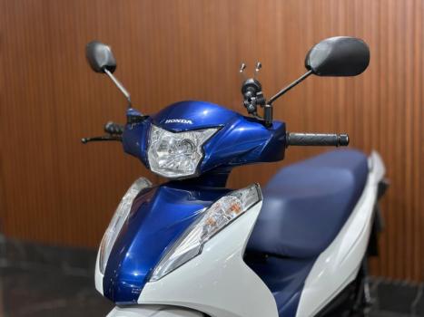 HONDA Biz 125 EX, Foto 3