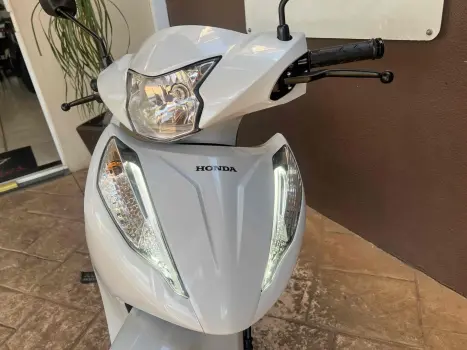 HONDA Biz 125 EX, Foto 13