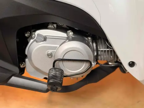 HONDA Biz 125 EX, Foto 12