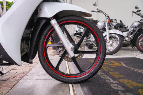 HONDA Biz 125 EX, Foto 5