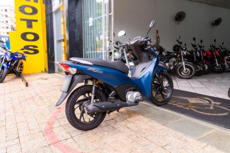 HONDA Biz 125 EX, Foto 4