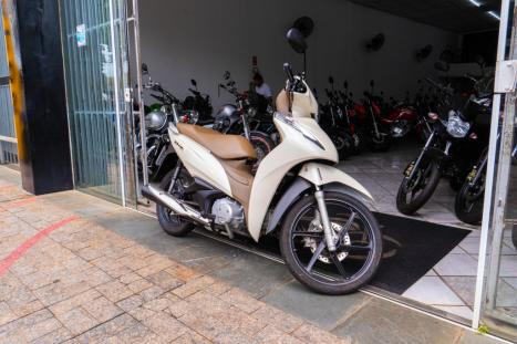HONDA Biz 125 EX, Foto 1