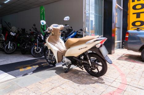 HONDA Biz 125 EX, Foto 3
