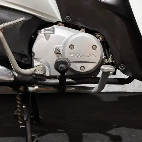 HONDA Biz 125 EX, Foto 5