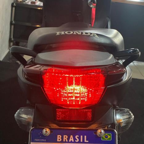 HONDA Biz 125 EX, Foto 3