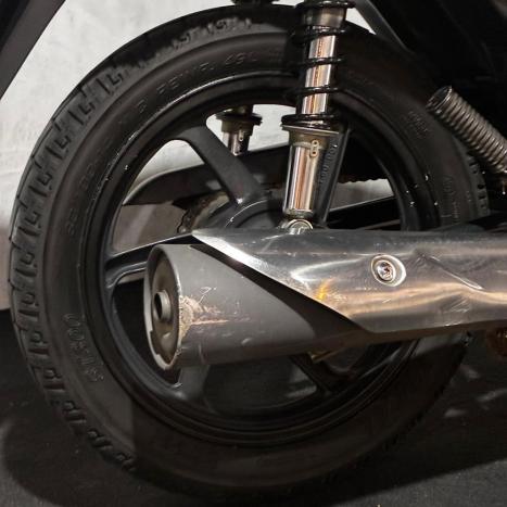 HONDA Biz 125 EX, Foto 4