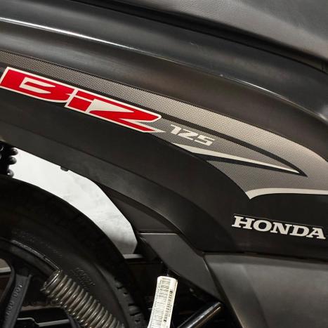 HONDA Biz 125 EX, Foto 6