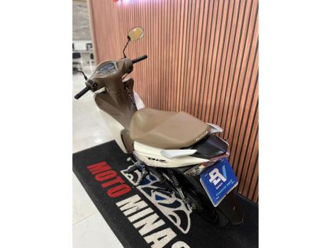 HONDA Biz 125 EX, Foto 3