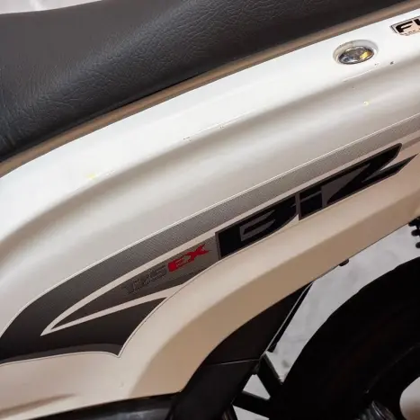 HONDA Biz 125 EX, Foto 12