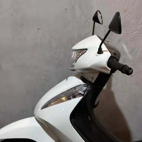 HONDA Biz 125 EX, Foto 14