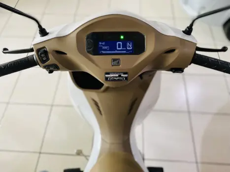 HONDA Biz 125 EX, Foto 7