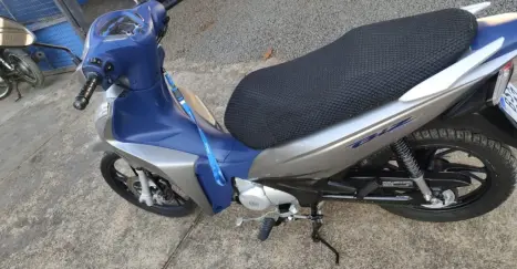 HONDA Biz 125 EX, Foto 10