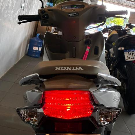 HONDA Biz 125 EX, Foto 2