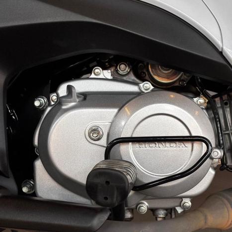 HONDA Biz 125 EX, Foto 5