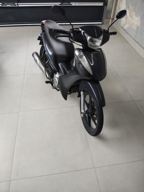 HONDA Biz 125 EX, Foto 6
