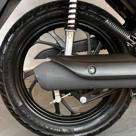 HONDA Biz 125 EX, Foto 4
