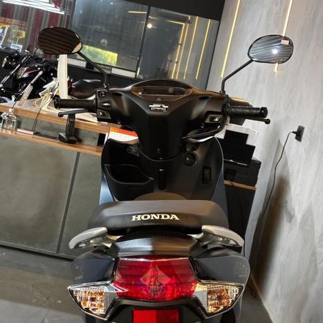 HONDA Biz 125 EX, Foto 10