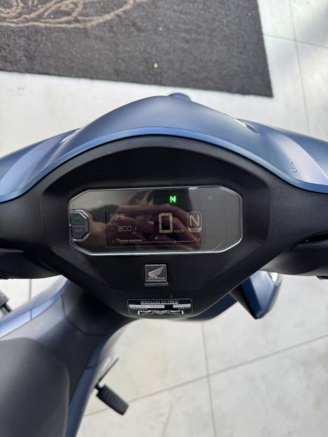 HONDA Biz 125 EX, Foto 2