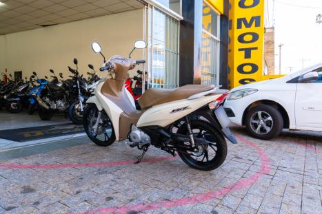 HONDA Biz 125 EX, Foto 3