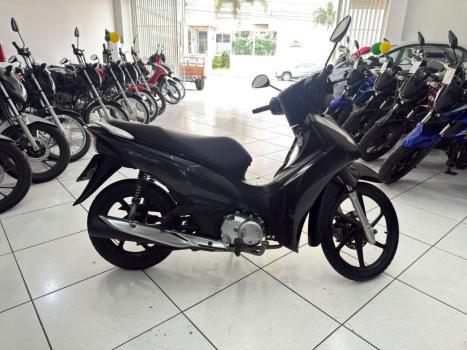 HONDA Biz 125 EX, Foto 8