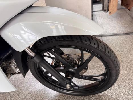 HONDA Biz 125 EX, Foto 4