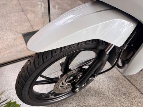 HONDA Biz 125 EX, Foto 6