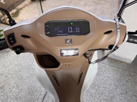 HONDA Biz 125 EX, Foto 11