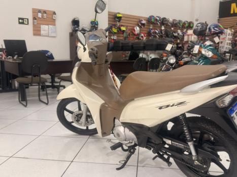 HONDA Biz 125 EX, Foto 2