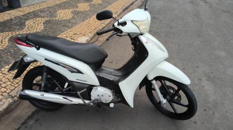 HONDA Biz 125 EX, Foto 2